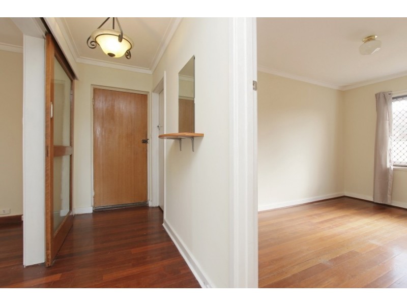 6 Romney Street, Beckenham WA 6107