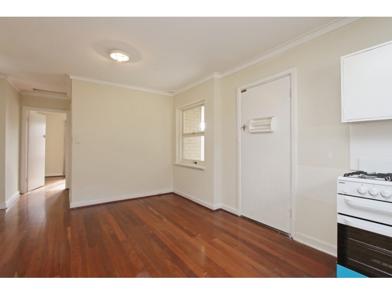 6 Romney Street, Beckenham WA 6107