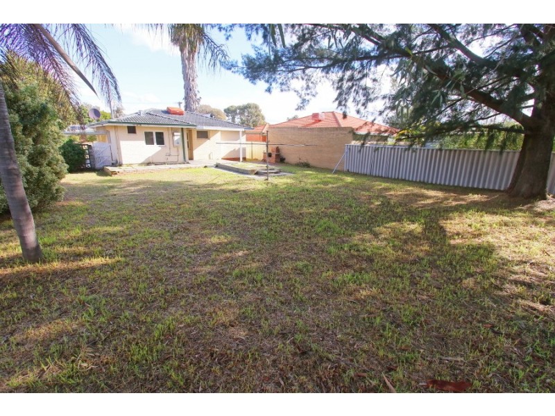 6 Romney Street, Beckenham WA 6107