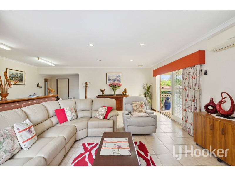 13 Temple Street, Victoria Park WA 6100