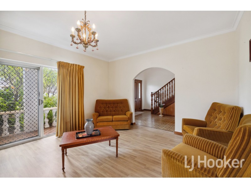 8 Bunning Street, Bentley WA 6102