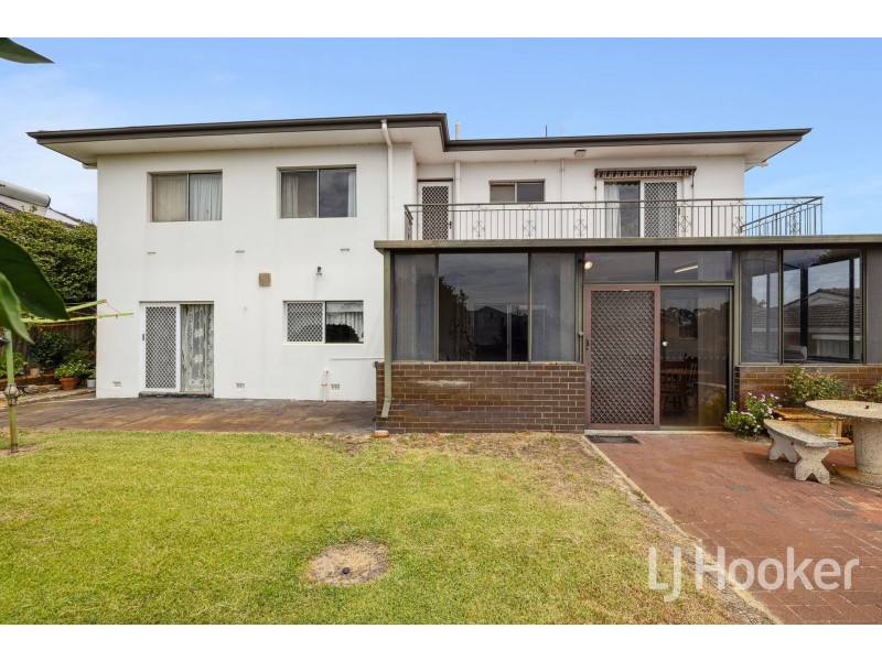 8 Bunning Street, Bentley WA 6102