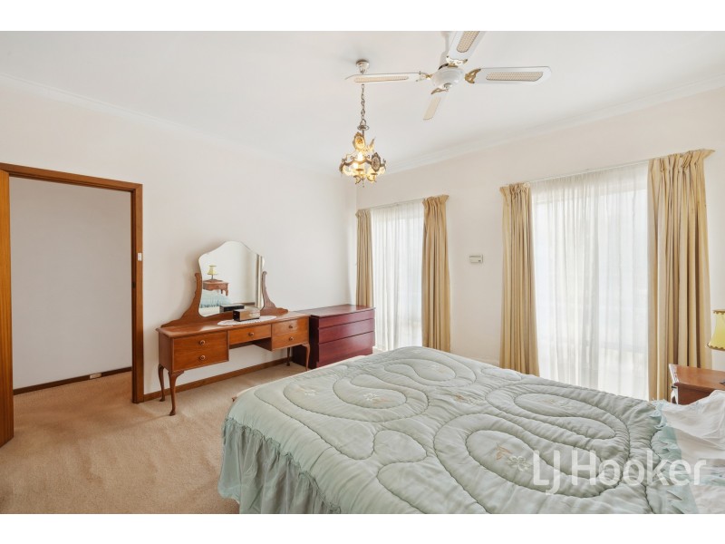 8 Bunning Street, Bentley WA 6102