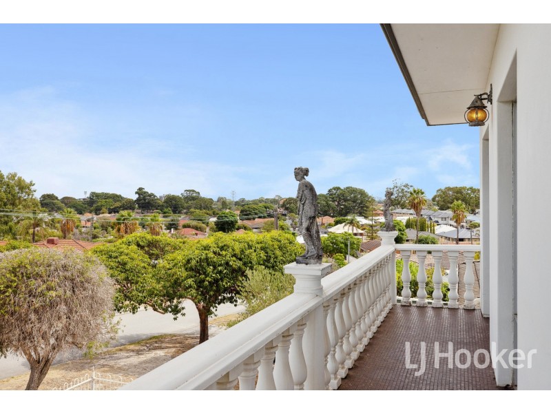 8 Bunning Street, Bentley WA 6102