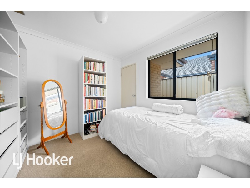 10/12 Holland Street, Gosnells WA 6110