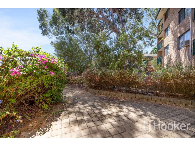 4/52 King George Street, Victoria Park WA 6100