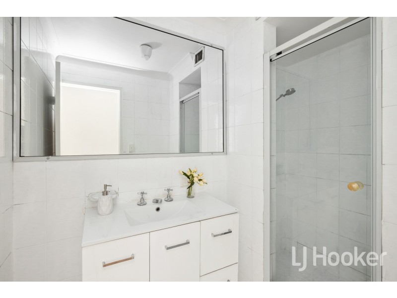 4/52 King George Street, Victoria Park WA 6100