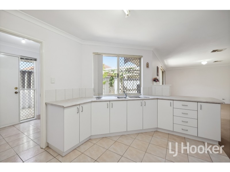 5/7 Queen Street, Bentley WA 6102