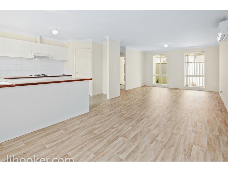 Unit 8/2 Hobby Rtt, Queens Park WA 6107