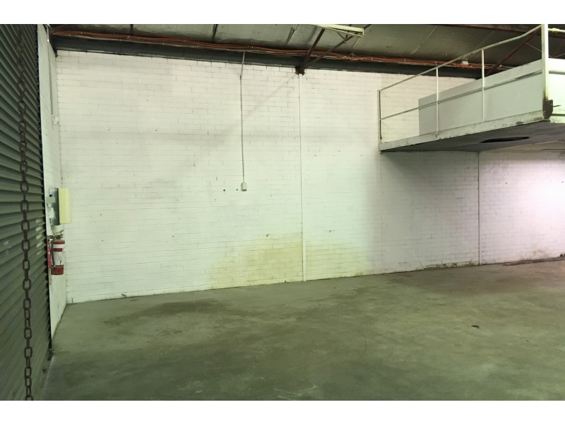 8/24 Forward Street, Welshpool WA 6106