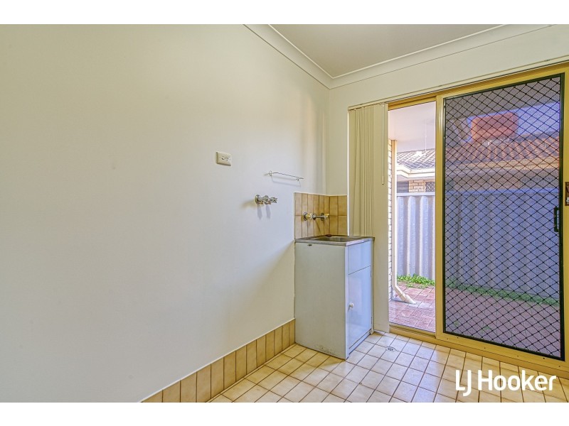 2/256 St Kilda Road, Kewdale WA 6105