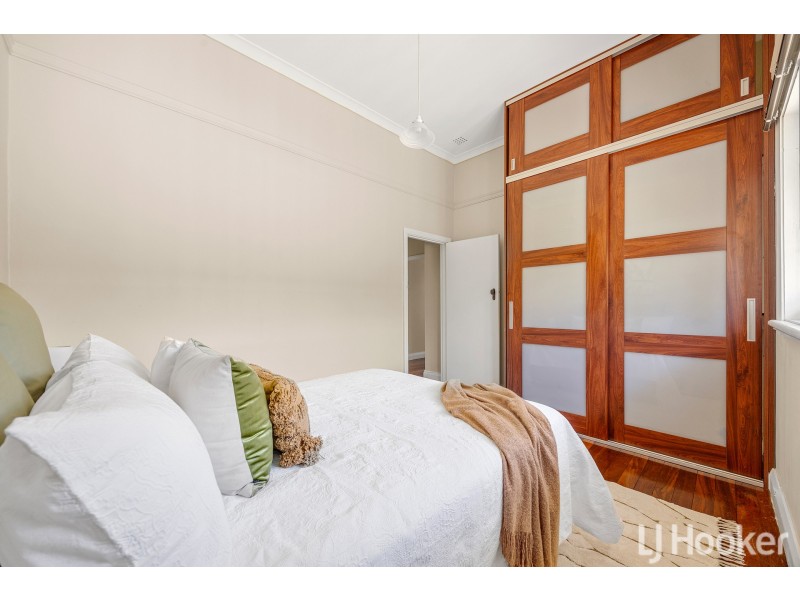 33 Esperance Street, East Victoria Park WA 6101