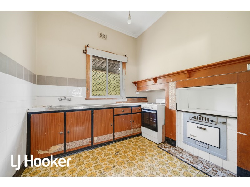 10 Toorak Road, Rivervale WA 6103