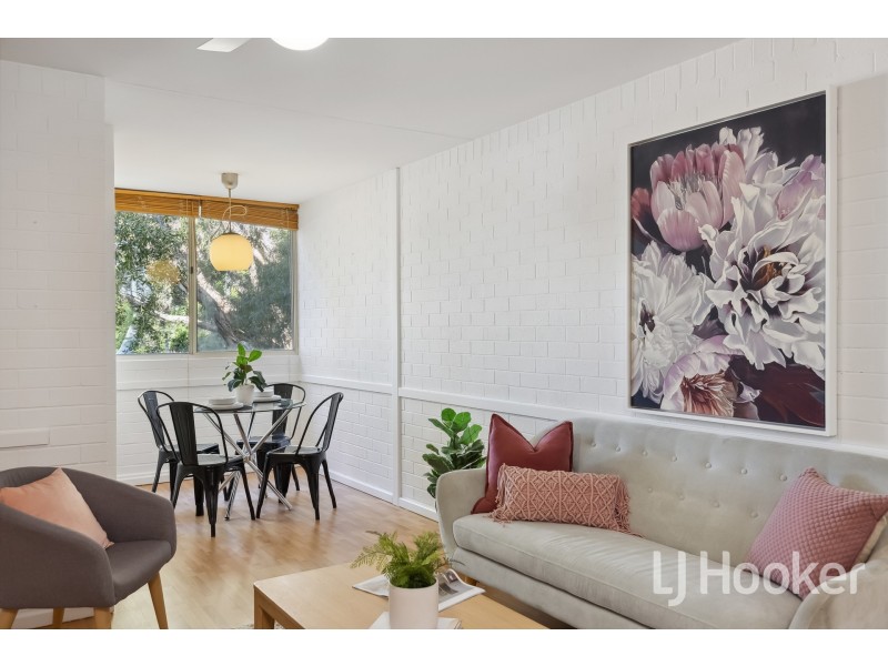 24/1 Herdsman Parade, Wembley WA 6014