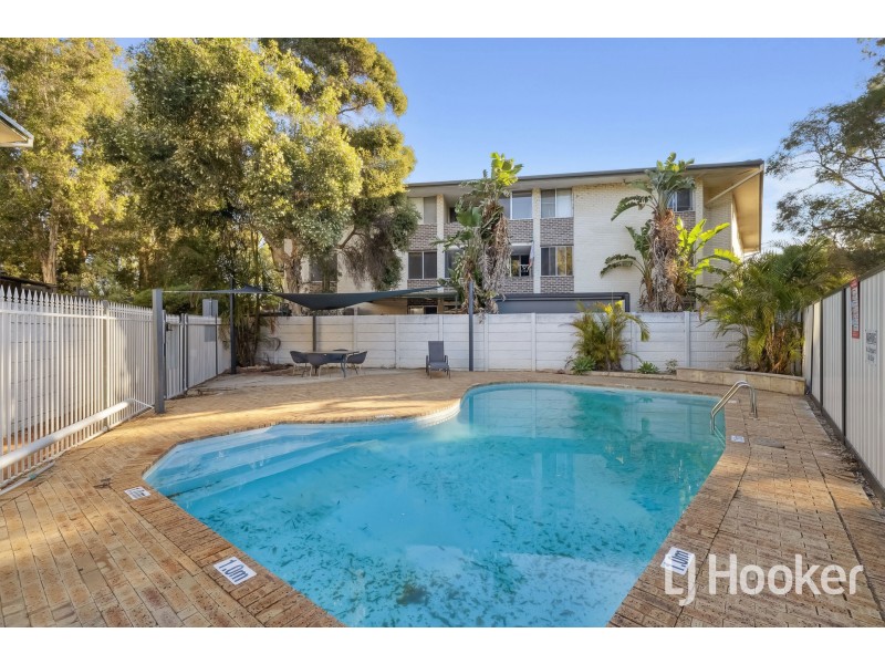 24/1 Herdsman Parade, Wembley WA 6014