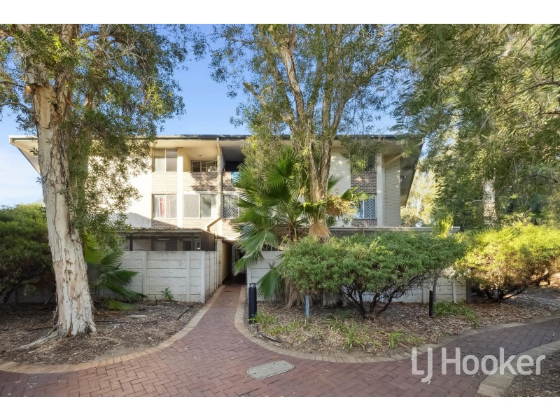 24/1 Herdsman Parade, Wembley WA 6014