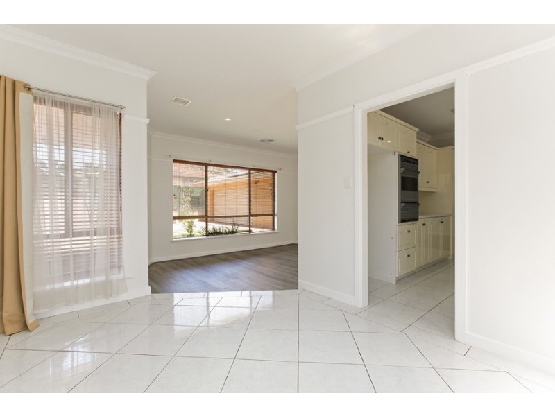 35 Mitchell St, Bentley WA 6102