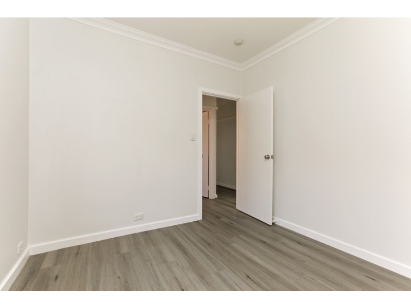 35 Mitchell St, Bentley WA 6102
