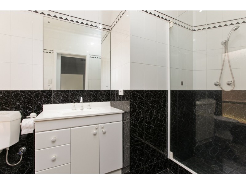35 Mitchell St, Bentley WA 6102