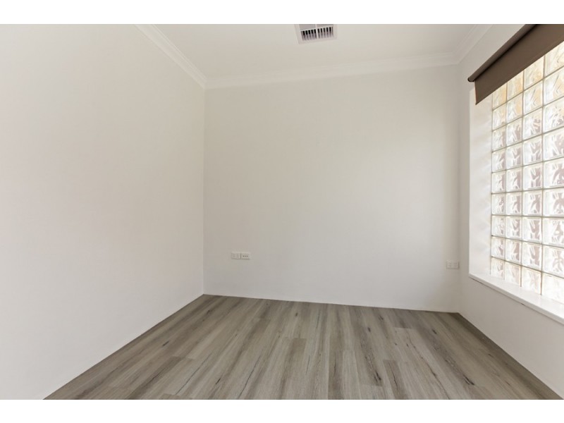 35 Mitchell St, Bentley WA 6102