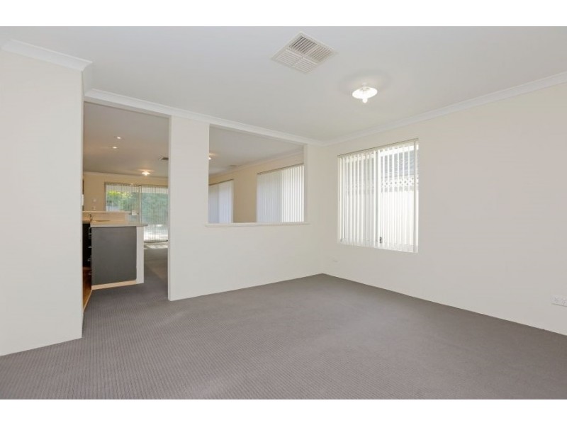 13B Garvey St, Cloverdale WA 6105