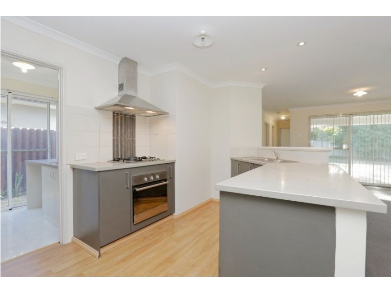 13B Garvey St, Cloverdale WA 6105