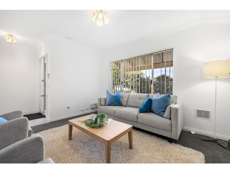 42 Second Av, Victoria Park WA 6100