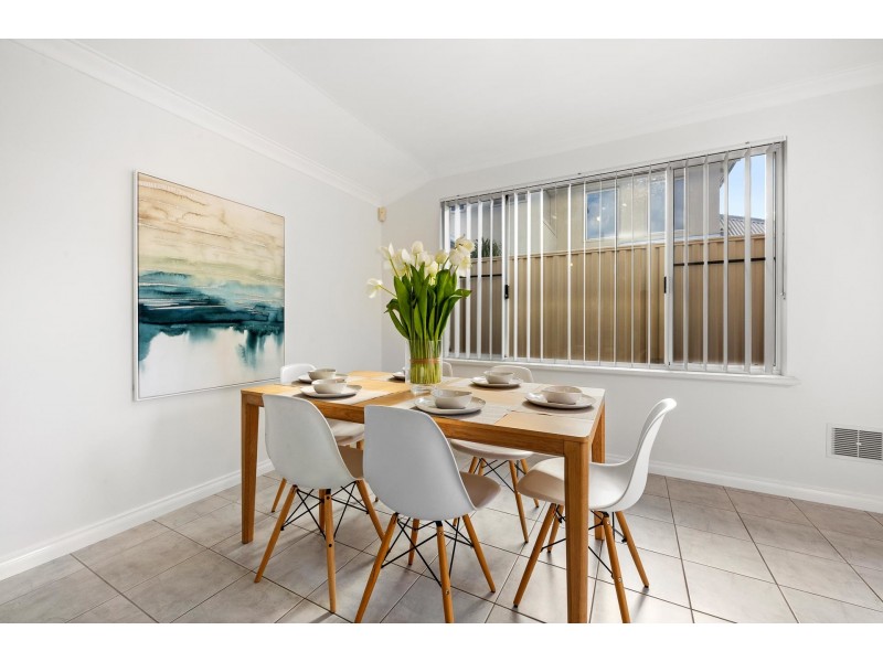 42 Second Av, Victoria Park WA 6100