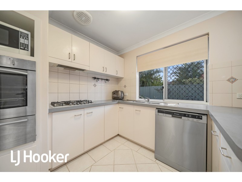 2/42 Corbel Street, Shelley WA 6148