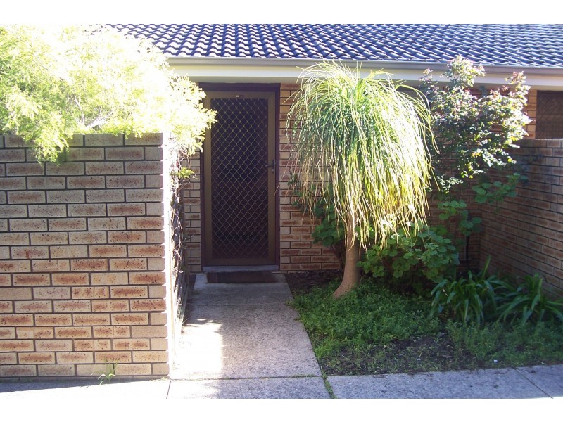 Unit 4/129 Hubert St, East Victoria Park WA 6101