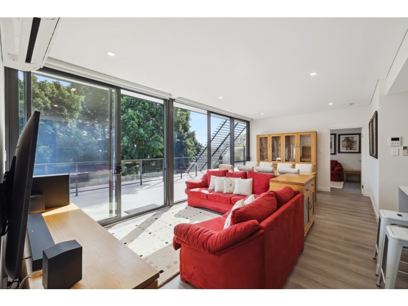 30/8 Basinghall Street, East Victoria Park WA 6101