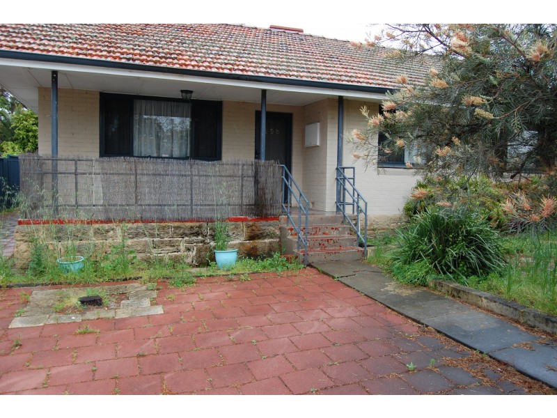 403 Berwick St, St James WA 6102