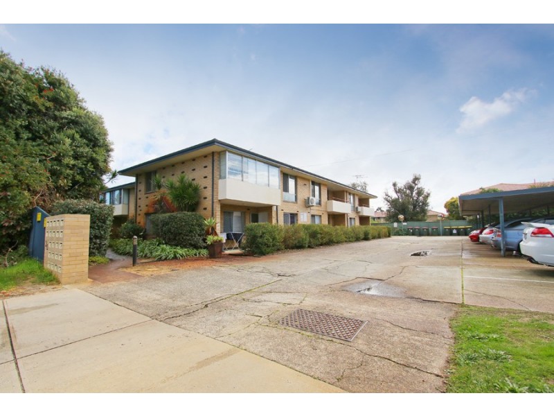 Unit 59/20 Ellerby St, Glendalough WA 6016