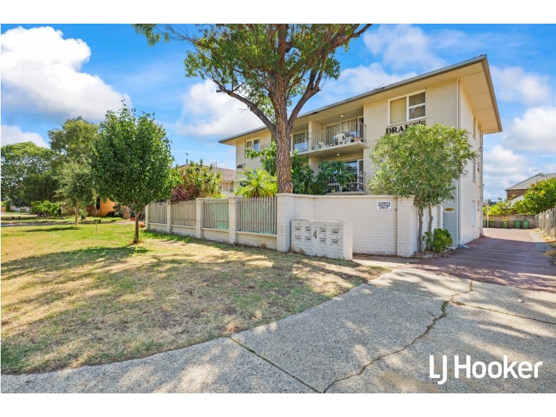 Unit 6/4 Scenic Cr, South Perth WA 6151