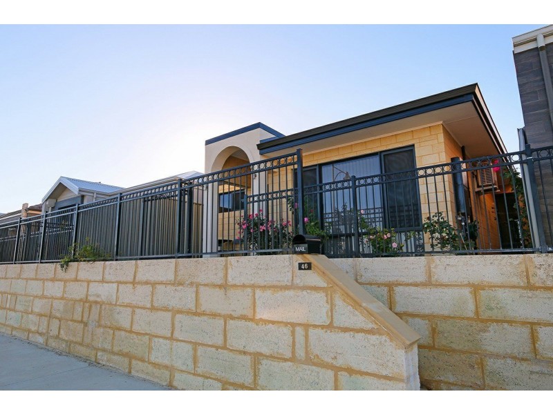 46 Jubilee Av, Success WA 6164