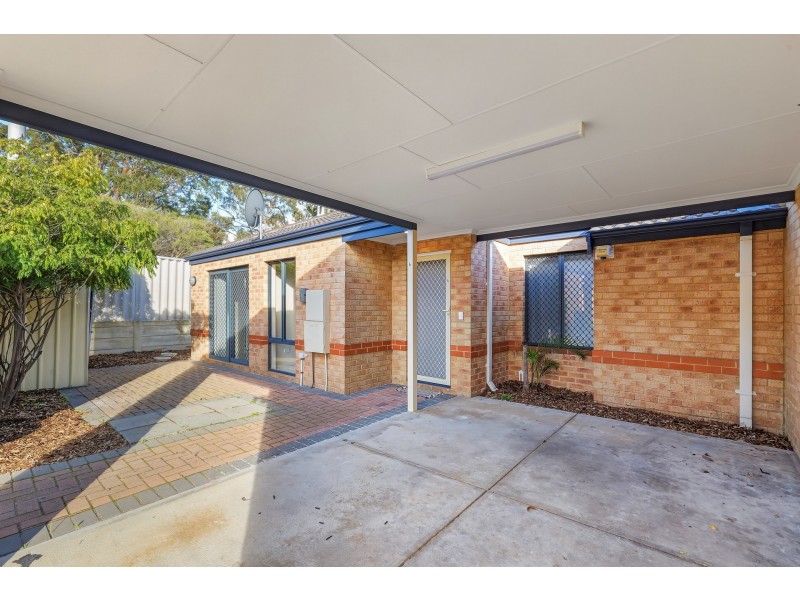 Unit 4/22 Farnham St, Bentley WA 6102