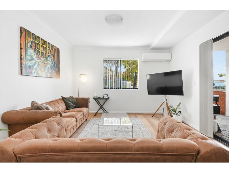 36/18 Whitlock Road, Queens Park WA 6107