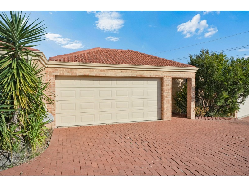 3/14 Stephen Street, Queens Park WA 6107