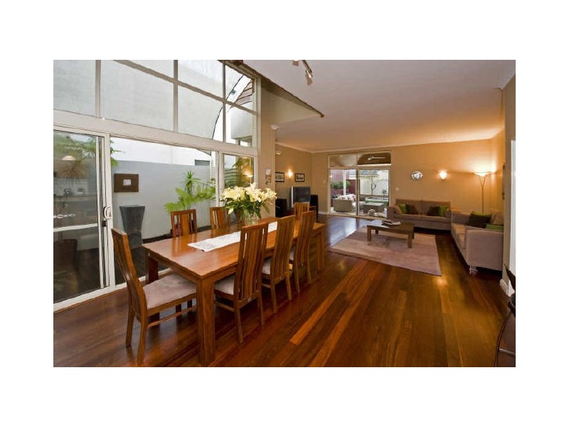 6 Burnettia Lane, Mount Claremont WA 6010