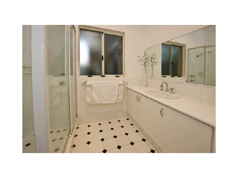 6 Burnettia Lane, Mount Claremont WA 6010