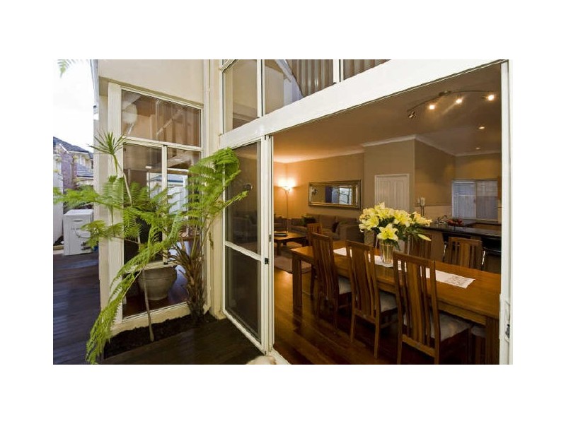 6 Burnettia Lane, Mount Claremont WA 6010