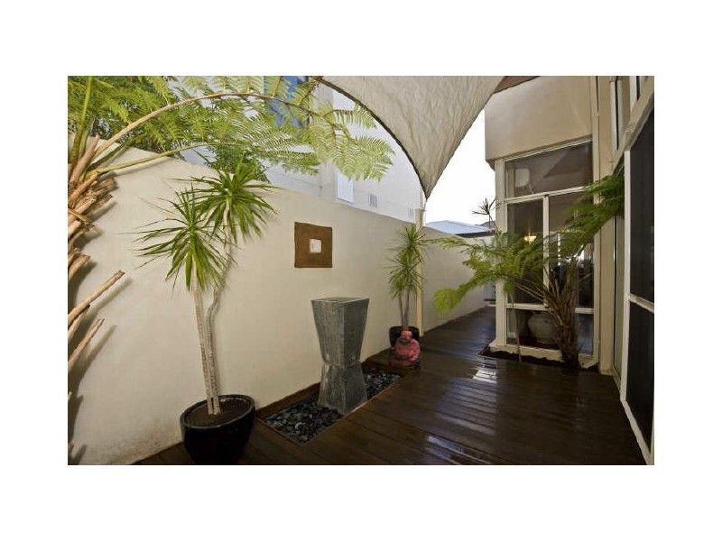 6 Burnettia Lane, Mount Claremont WA 6010