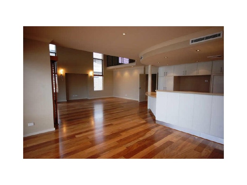 10 Como Way, Stirling WA 6021