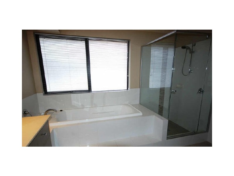 10 Como Way, Stirling WA 6021