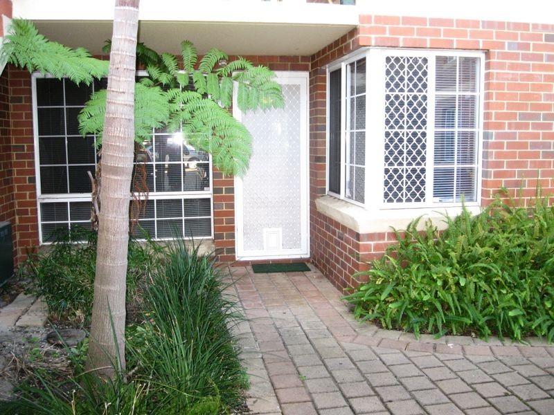 2/48 Moondine Drive, Wembley WA 6014