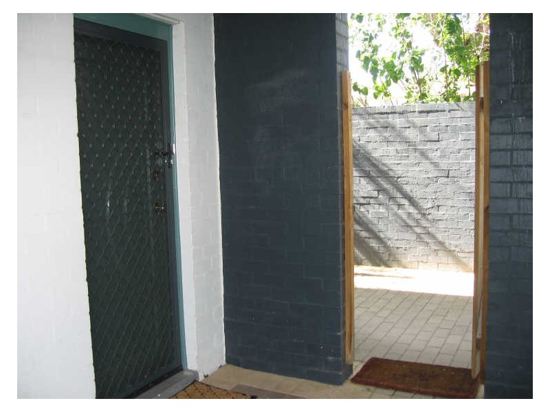 Pelican 16/125 Herdsman Parade, Wembley WA 6014