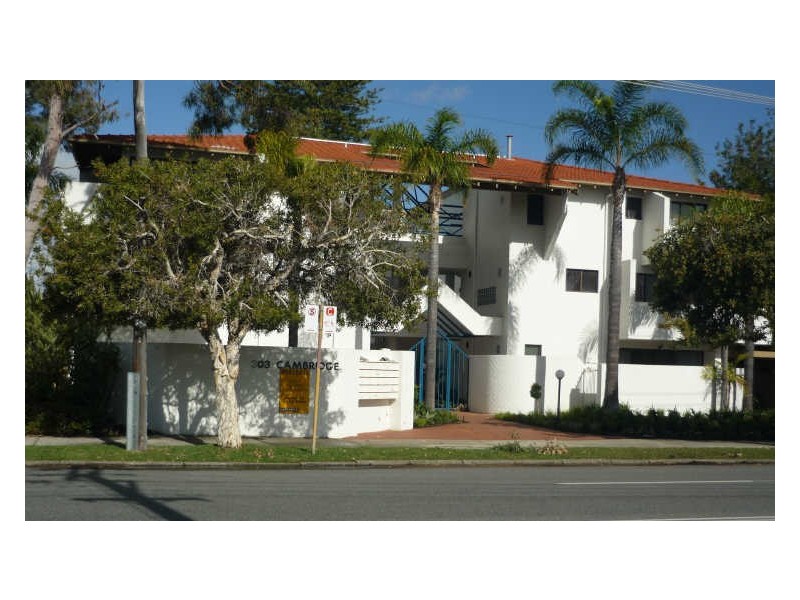 18/303 Cambridge Street, Wembley WA 6014