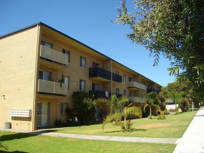 18/216 Cambridge Street, Wembley WA 6014