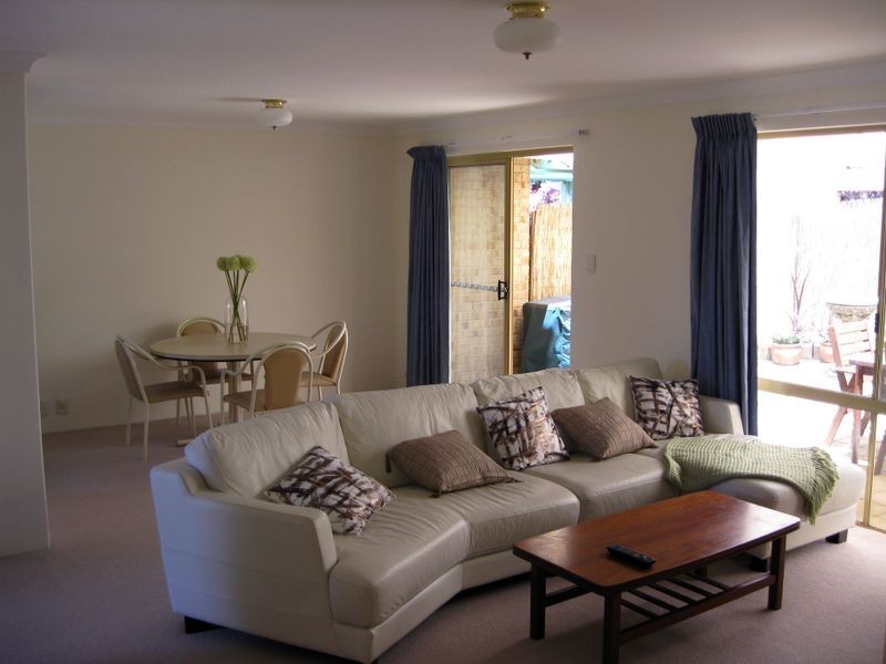 16/7 Waterway Court, Churchlands WA 6018