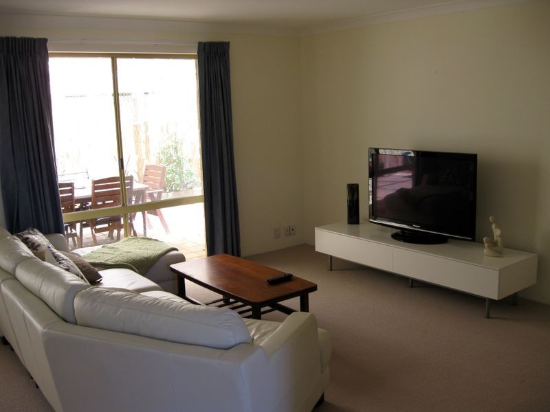 16/7 Waterway Court, Churchlands WA 6018